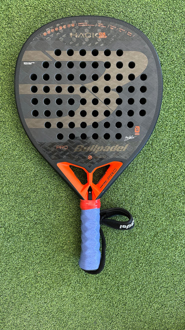BULLPADEL HACK 03 HYBRID 24 Used - Condition 9.5/10