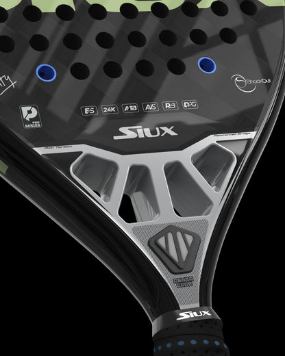 SIUX TRILOGY 2 CONTROL PATTY LLAGUNO Padel Racket